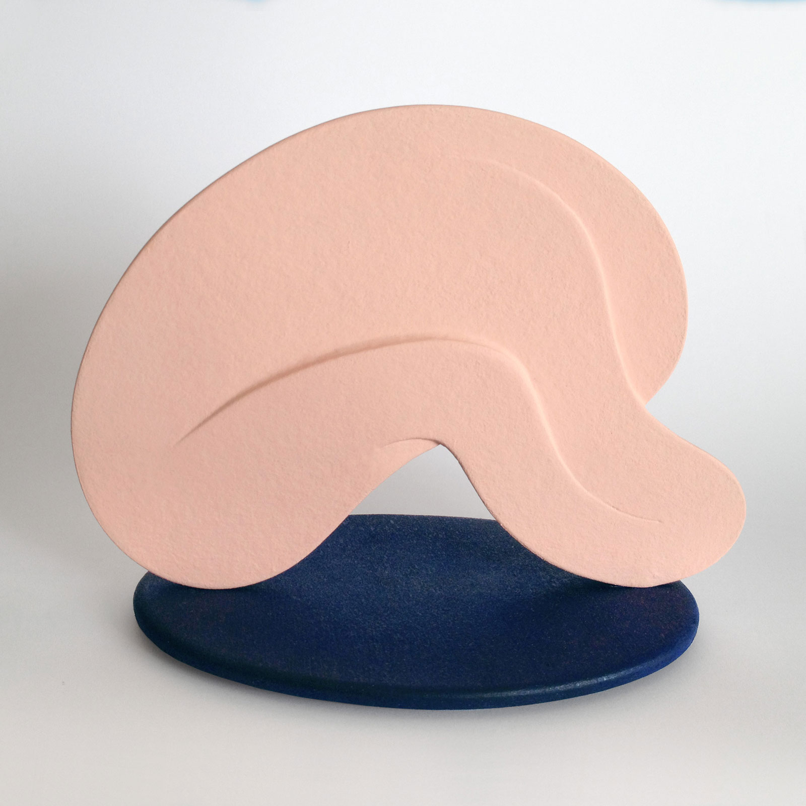 flat sculpture guscio nudo